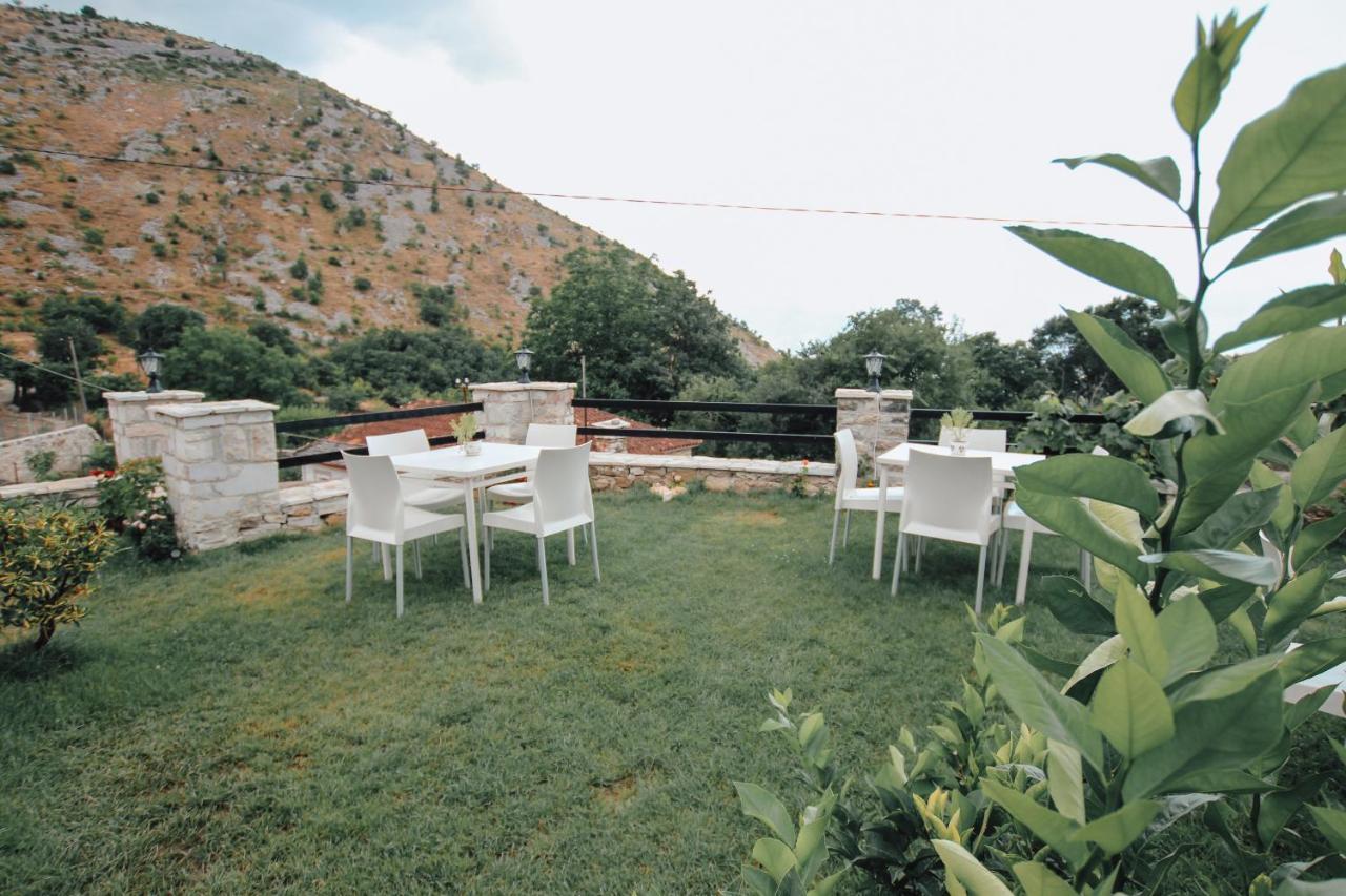 Bujtina Maria Hotel Stegopull Exterior foto